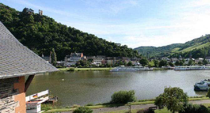 Hotel Vier Loewen Traben-Trarbach Exterior foto